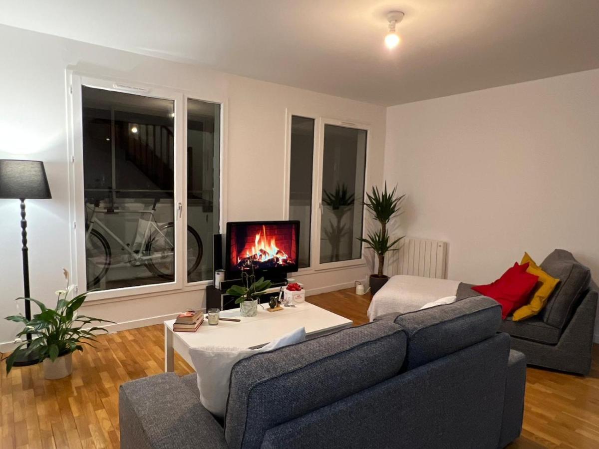 Entire Apartment With Terrace Paris Extérieur photo