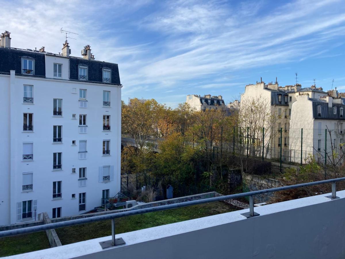 Entire Apartment With Terrace Paris Extérieur photo
